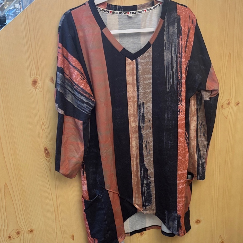 Exclusive Tunic Top Size L  Drop Sleeve V Neck Hippie Core Oversized Loosed Fit